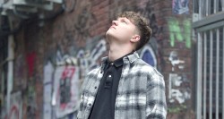 Seb Lowe - Irish music artist